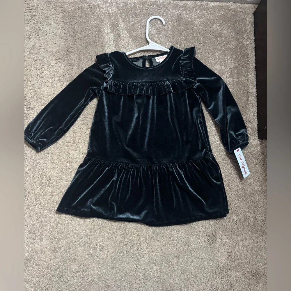 Cat & Jack Dark Green Velvet Dress Size 3T